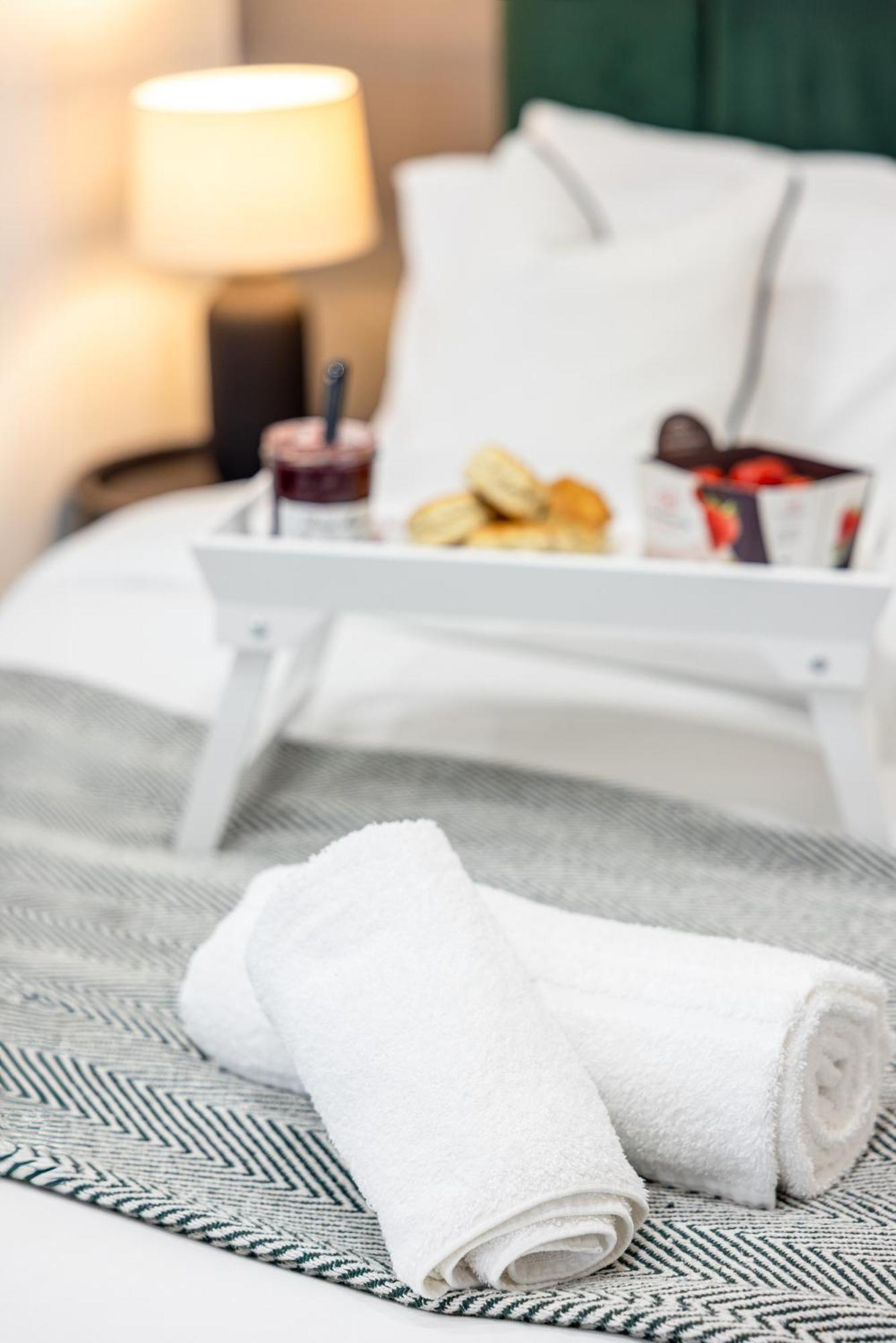 Rnm - Upgraded Business Stay For Travelling Contractors, All Amenities, Private Access Entire Place, Kitchen & Washroom, Smart Tv, Easy Access, Parking Nearby Cradley Heath Exterior foto